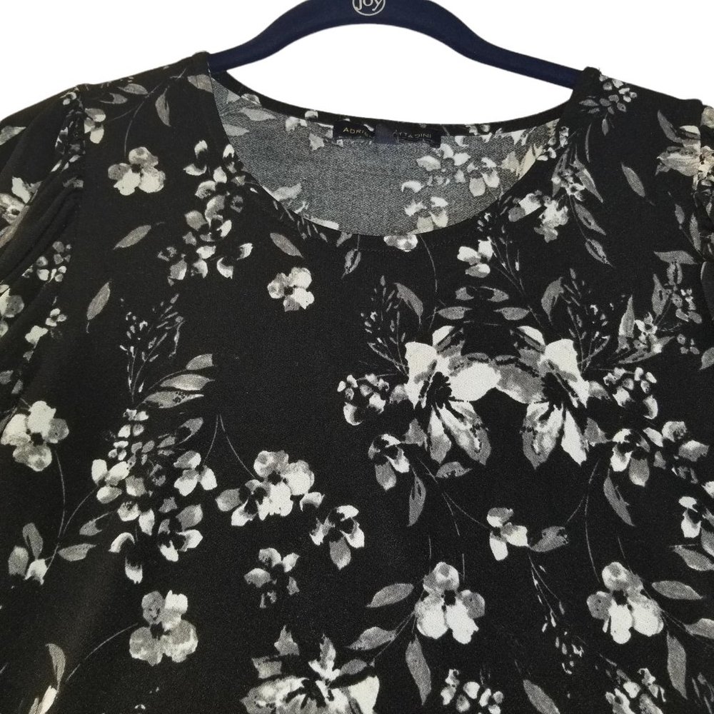 Adrienne Vittadini Size S black, gray & white floral blouse - Picture 4 of 11